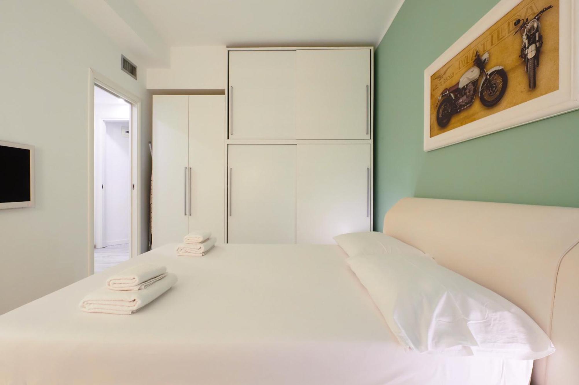 Apartamento Mila Lux Lodi Milán Exterior foto