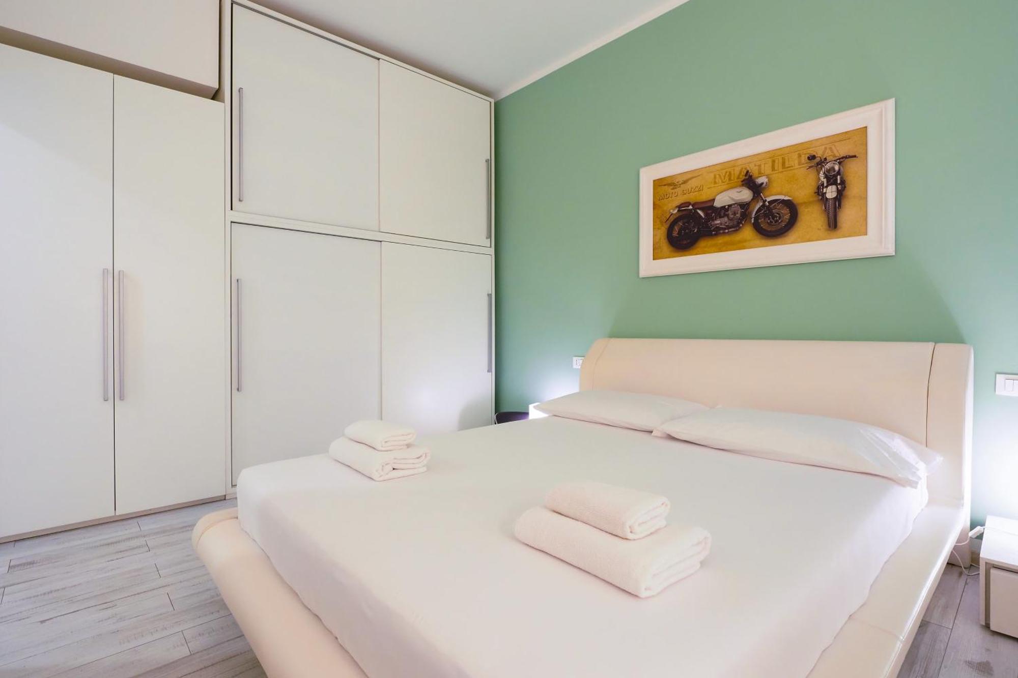Apartamento Mila Lux Lodi Milán Exterior foto