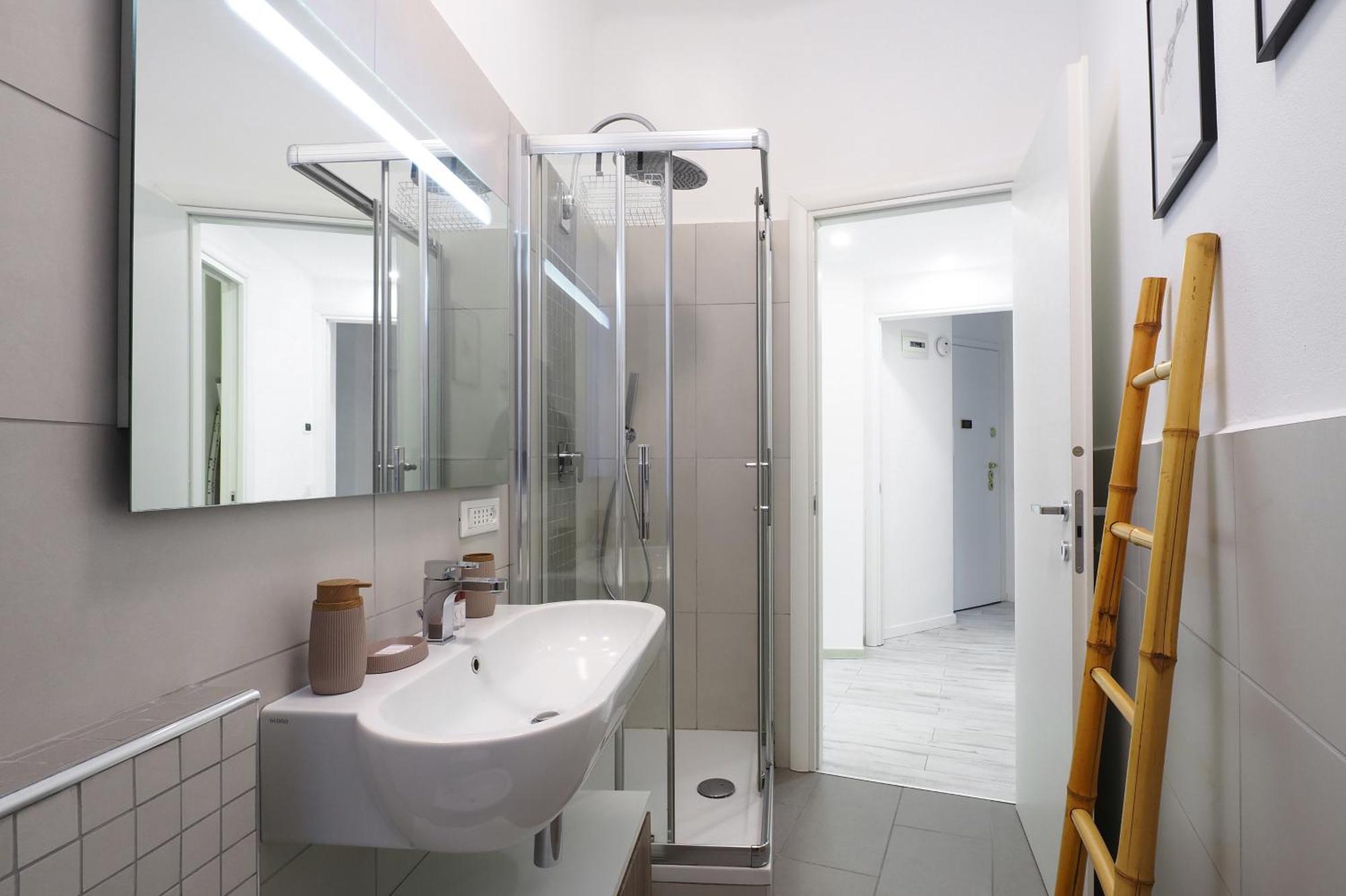 Apartamento Mila Lux Lodi Milán Exterior foto